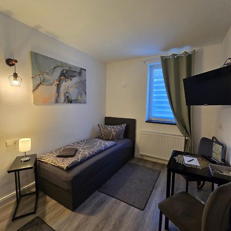Airbnb, Moderne, Ruhige Und Helle Doppelzimmer, Naehe Magdeburg, A14 & A2 Dahlenwarsleben Zewnętrze zdjęcie